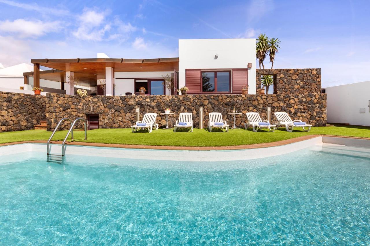Home2Book Luxury Villa Playa Honda, Private Pool بلايا هوندا المظهر الخارجي الصورة